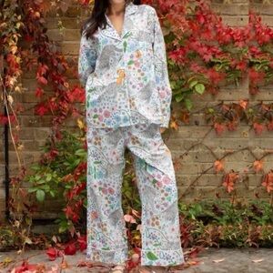 Karen Mabon Cotton Snow Leopards
PJ Set